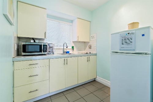 Hollywood Beachside Boutique Suites image 12