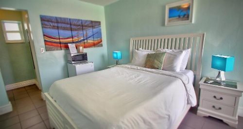Hollywood Beachside Boutique Suites image 35